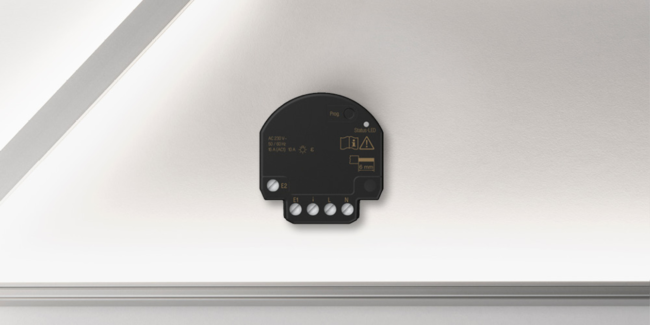 JUNG HOME Jalousieaktor Mini bei Proske Elektro UG in Kaiserslautern